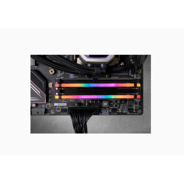 CMW32GX4M2E3200C16 