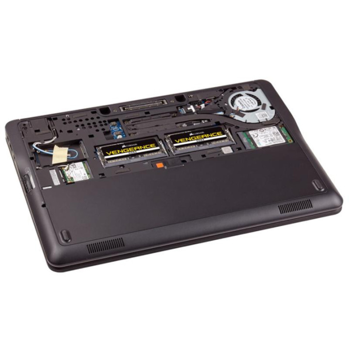 CMSX16GX4M2A3200C22 