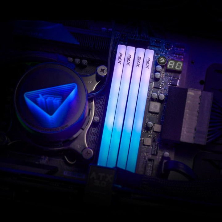 XPG LANCER BLADE RGB v module de mémoire 32 Go 2 x 16 Go DDR5 288-pin DIMM 