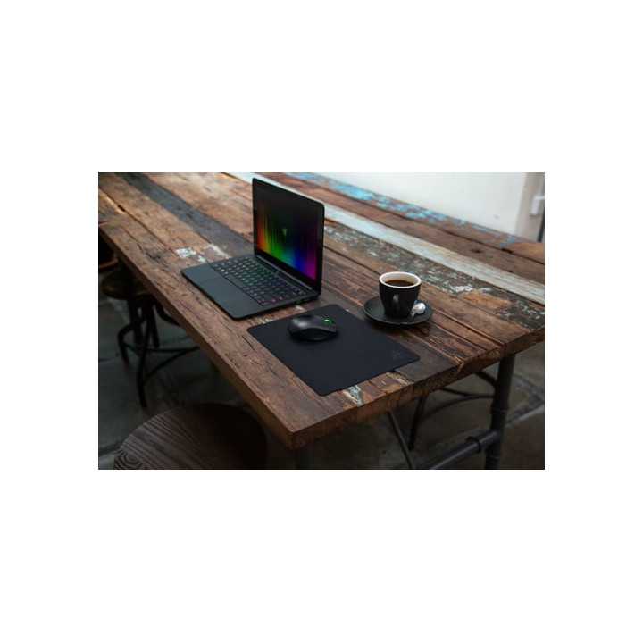 Goliathus Mobile Stealth Edition - RZ0201820500R3M1 | Razer 
